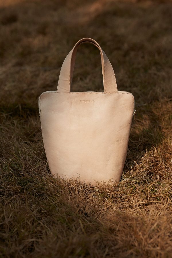 KIRI [flow] small tote bag - cow leather Online Sale